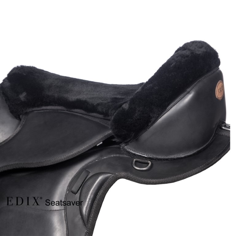 saddle fur treeless saddle