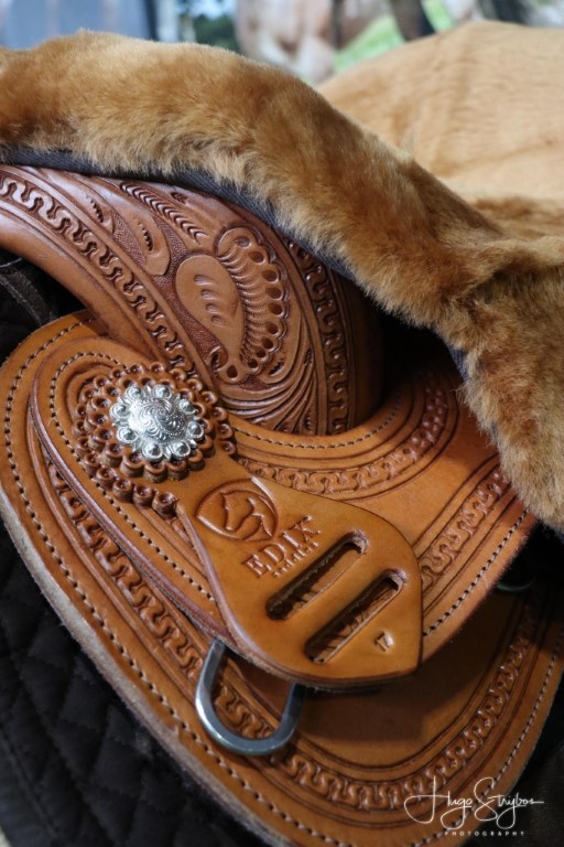 saddle fur western saddle