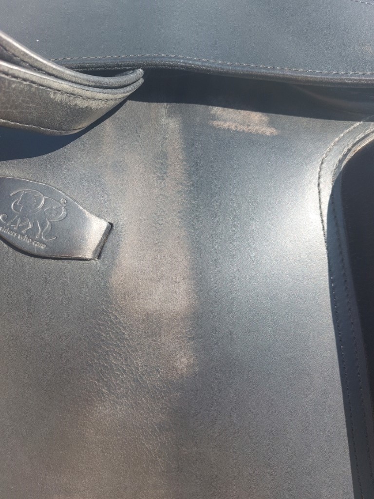 Second-hand Merlyn size 1 treeless saddle