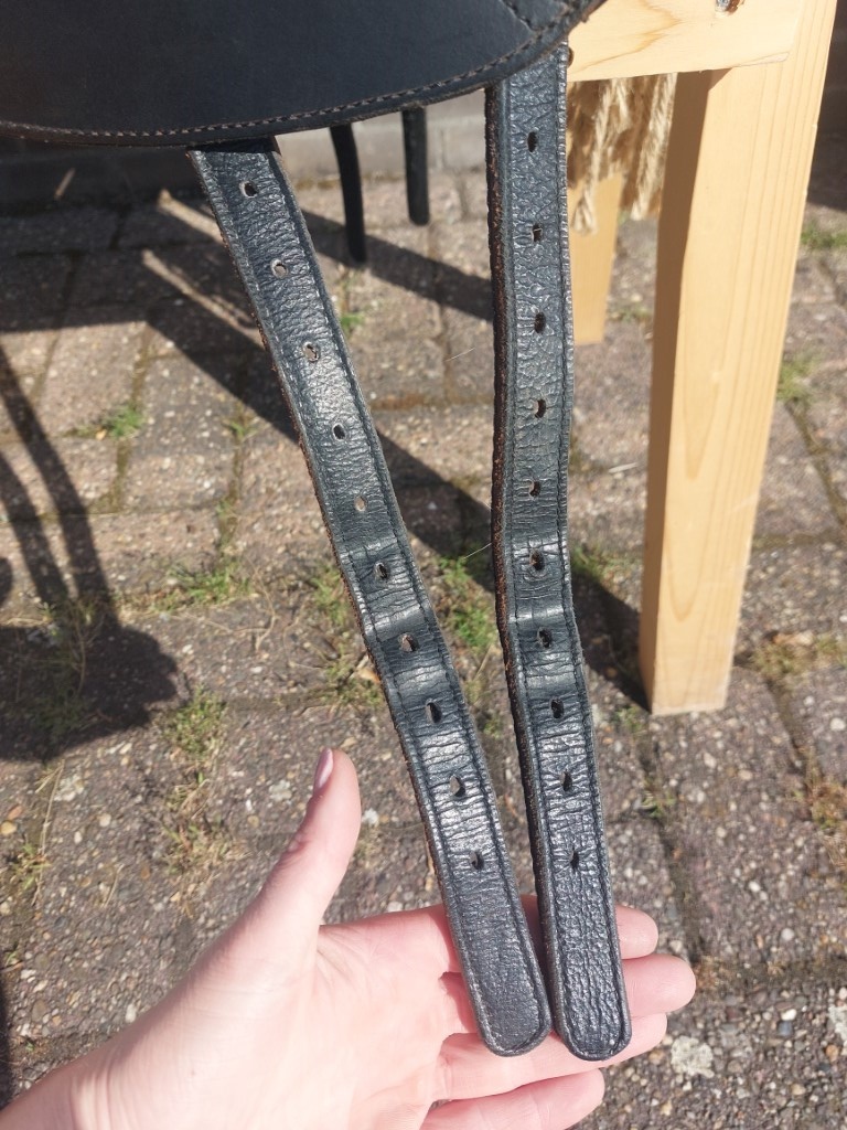 Tweedehands Merlyn maat 1 boomlooszadel