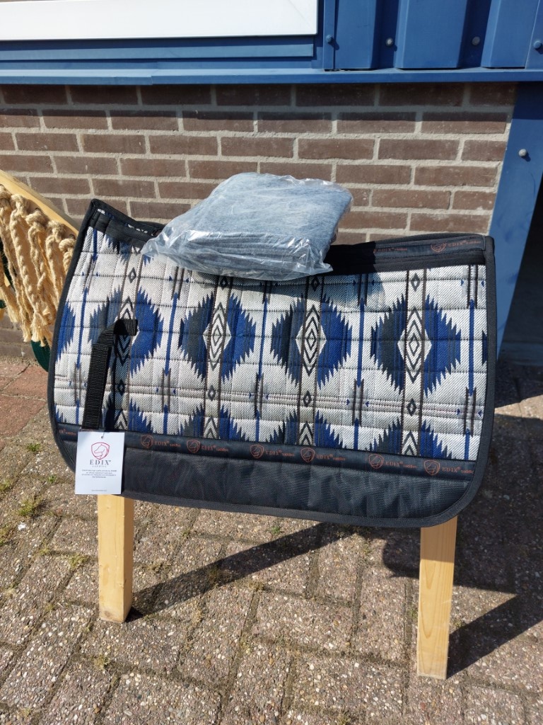 Second Chance Western Pad Square Skirt Felt Black/Blue S