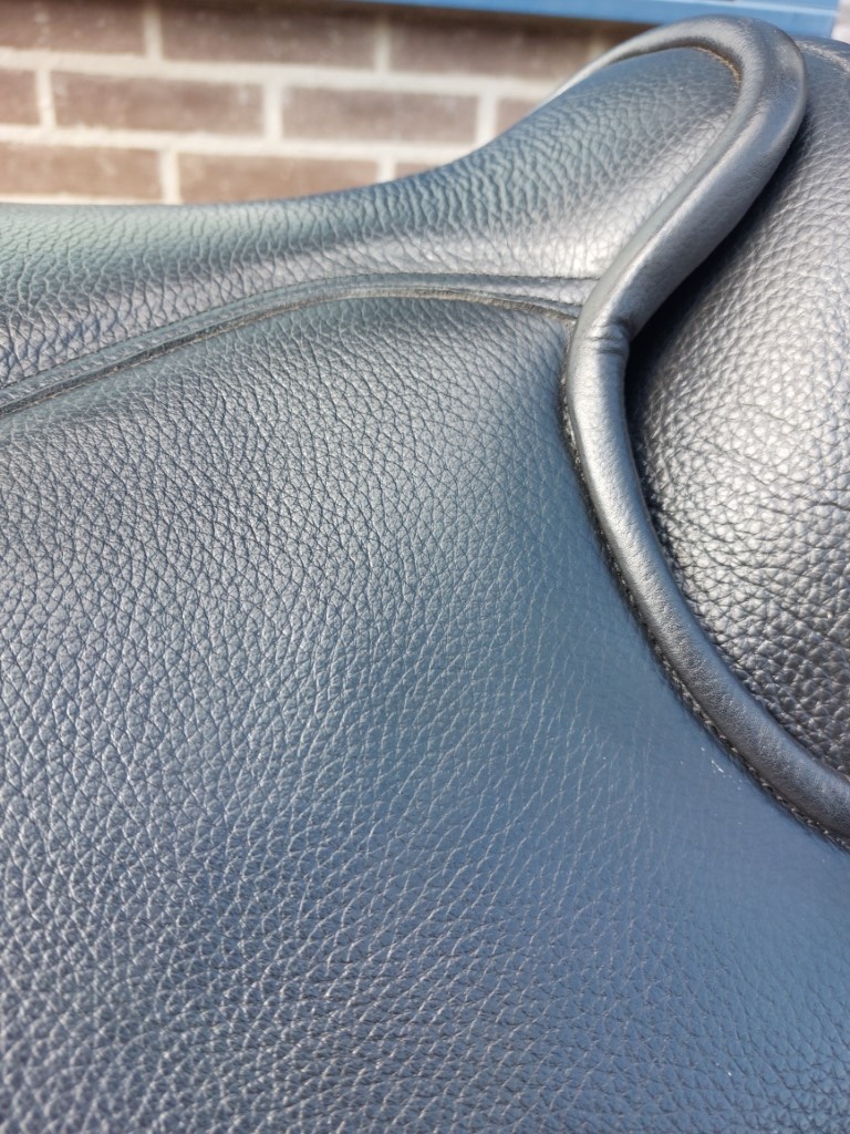 Tweedekans London boomlooszadel maat 1