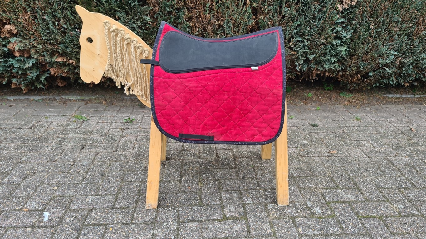 Tweedehands Dekje gechikt voor inlages rood