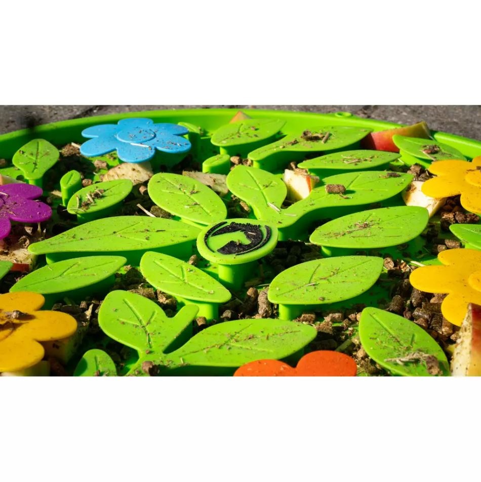 Slowfeeder snuffle mat for horses