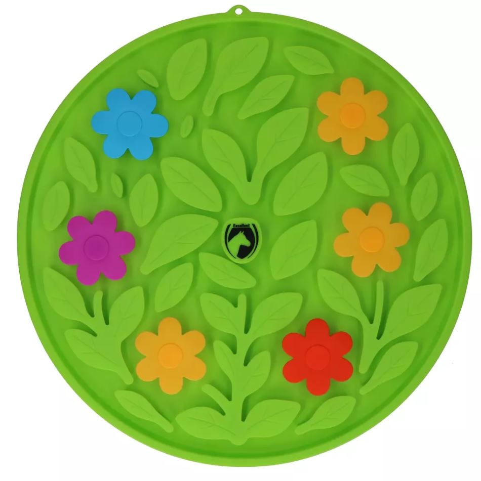 Slowfeeder snuffle mat for horses