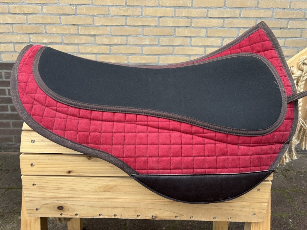 Tweedehands Roundskirt pad met inlages rood