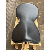Second hand Classic seat 17,5 inch black smooth leather