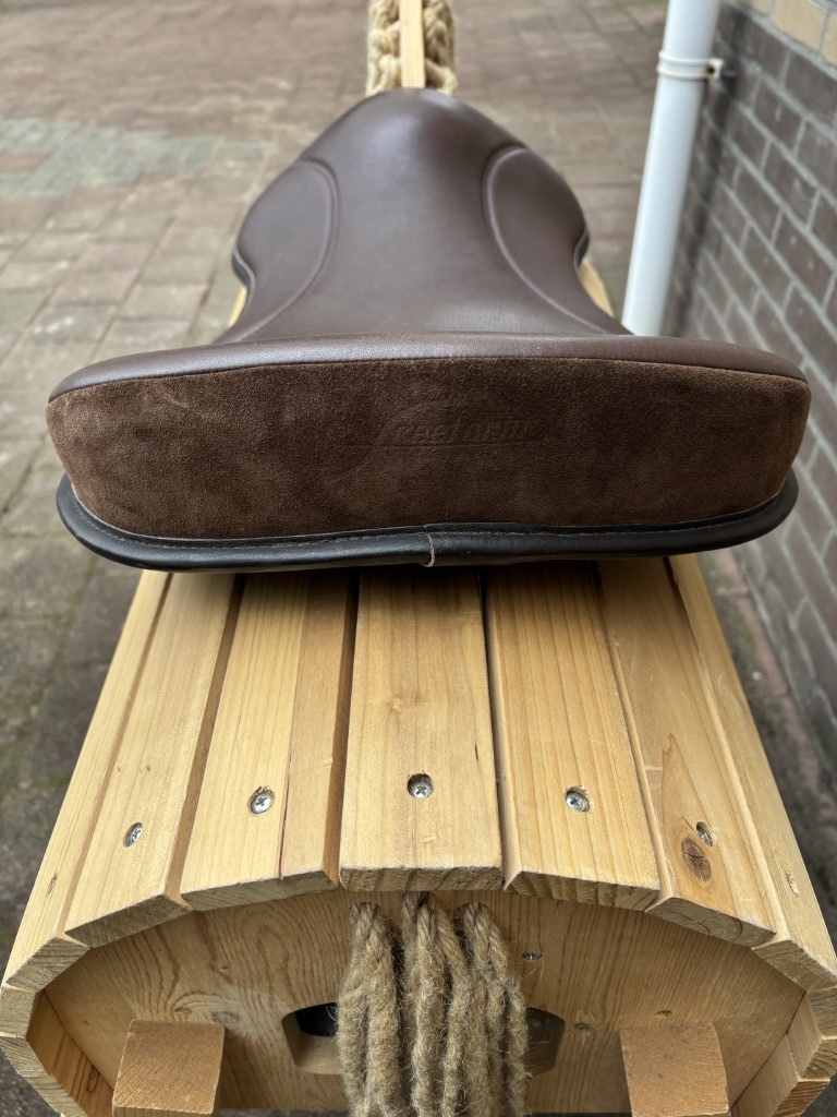 Tweedehands Roll seat 18 inch bruin