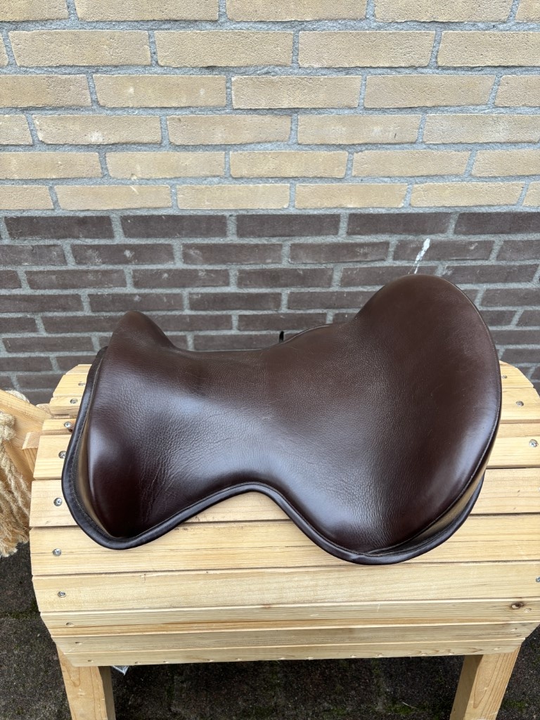 Gebrauchte Freeform Trail seat 16,5 inch braun