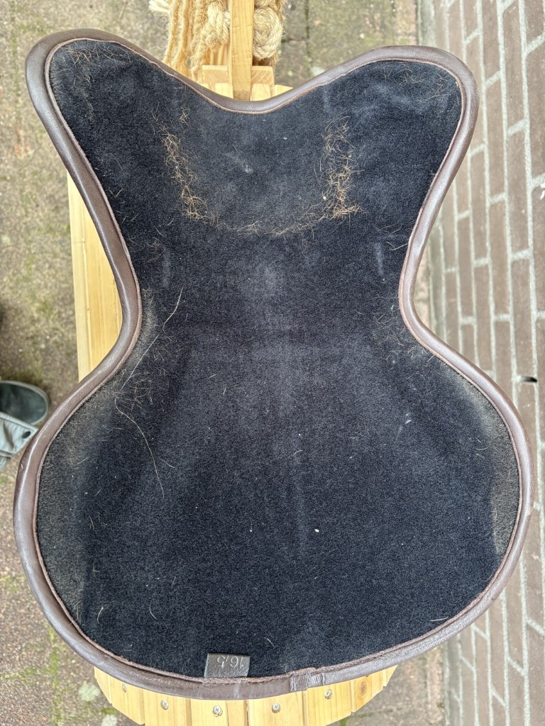 Second hand Freeform Trail seat 16,5 inch brown