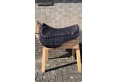Tweedehands Roundskirt antislip western pad