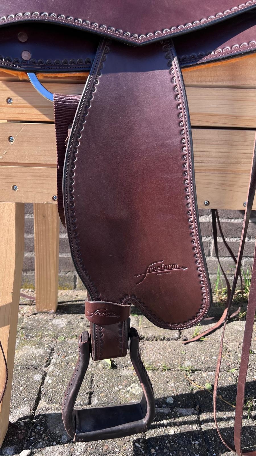 Tweedehands Allround Western zadel maat standaard in goede staat