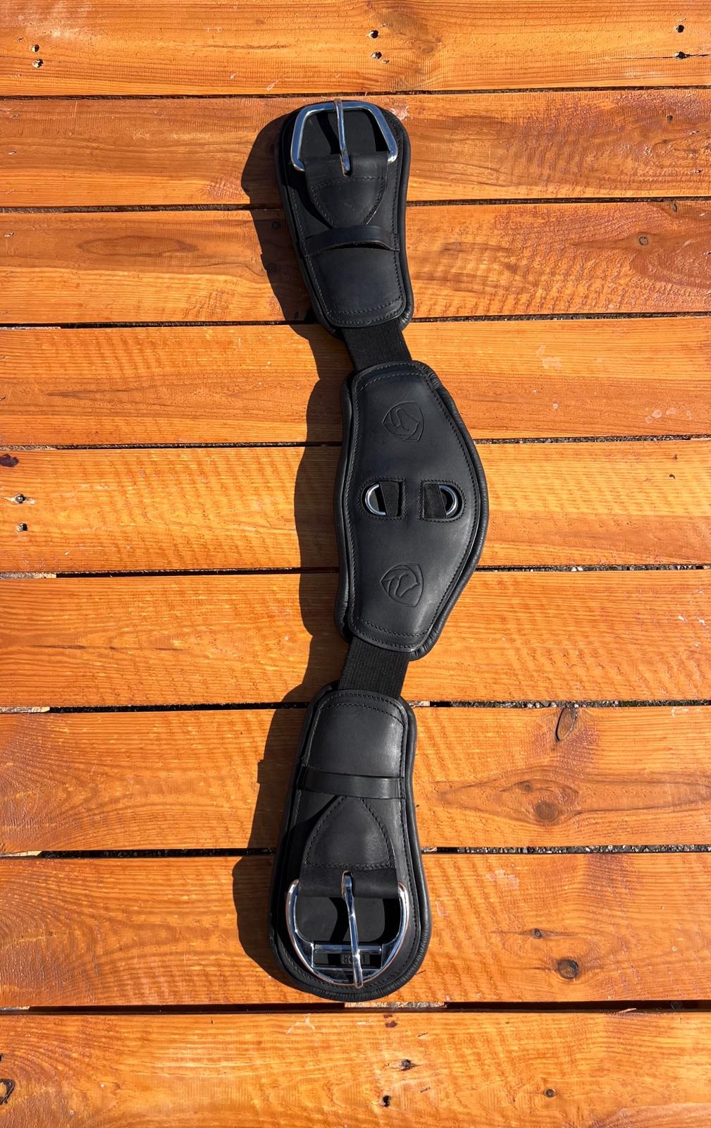 Second chance Crescent western girth 75cm schwarz