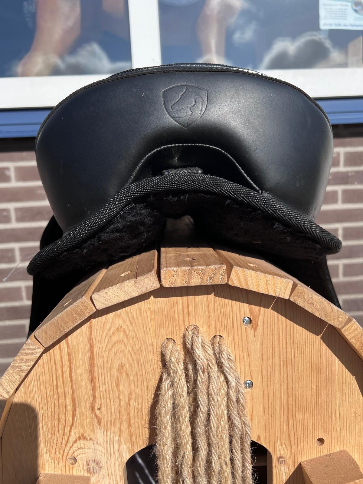 Tweedekans Courville boomlooszadel maat M zwart