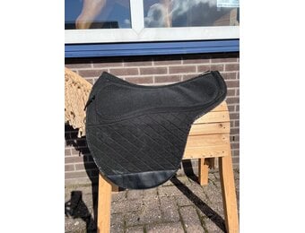 Tweedehands Cherokee pad zwart