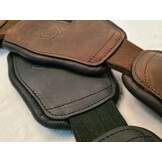 Anatomic crescent western girth