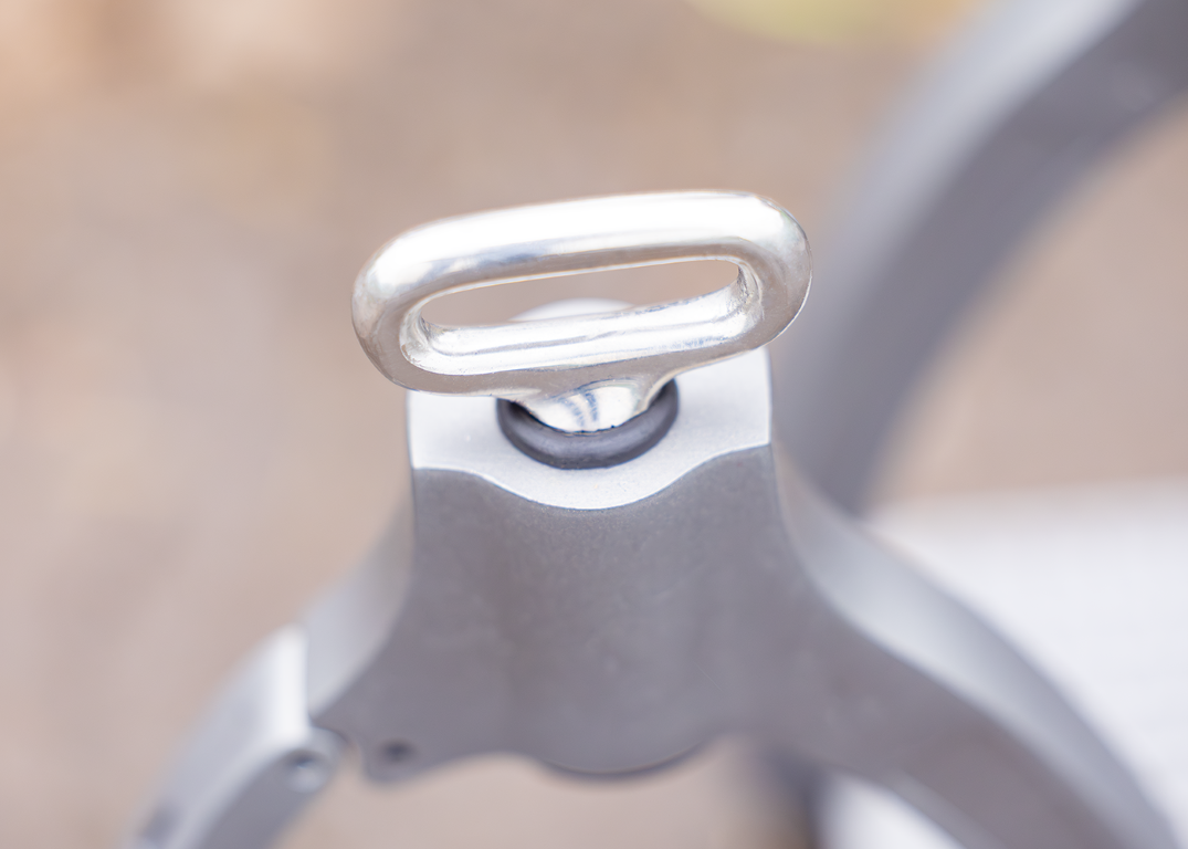 Nox rotating safety stirrups aluminum