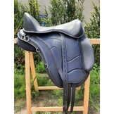 Fast neue Classic SB Baumlosesattel mit 17,5inch Sitz schwarz mit Kletkissen