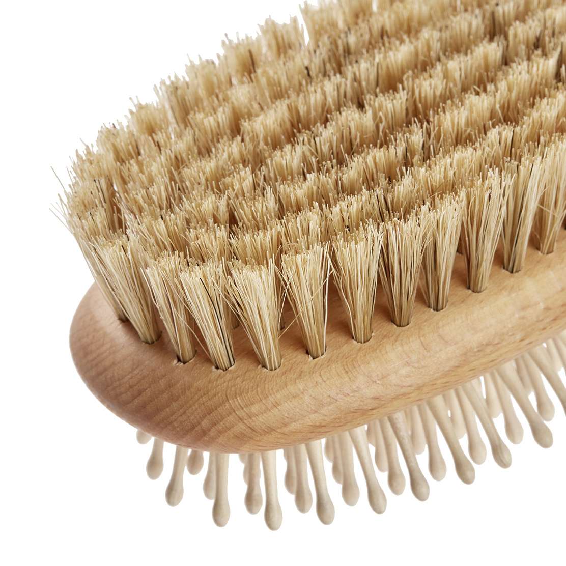 Emma tail and head brush wood