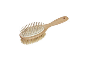 Emma tail and head brush