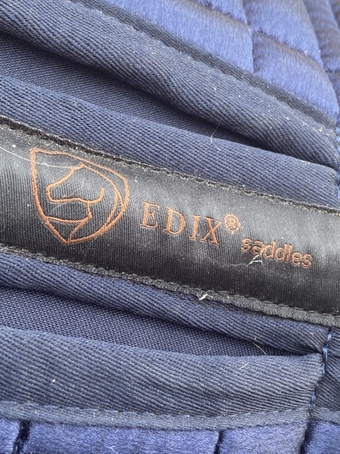 Used Metallic pad navy S with inserts and shims of felt