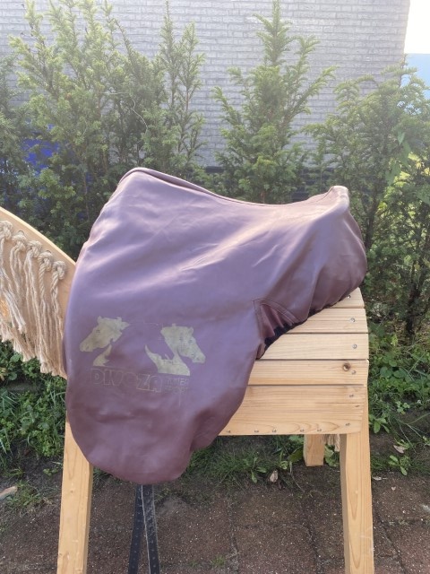 Tweedehands Liberty maat standaard boomlooszadel met 18,5inch seat en enduro kussens