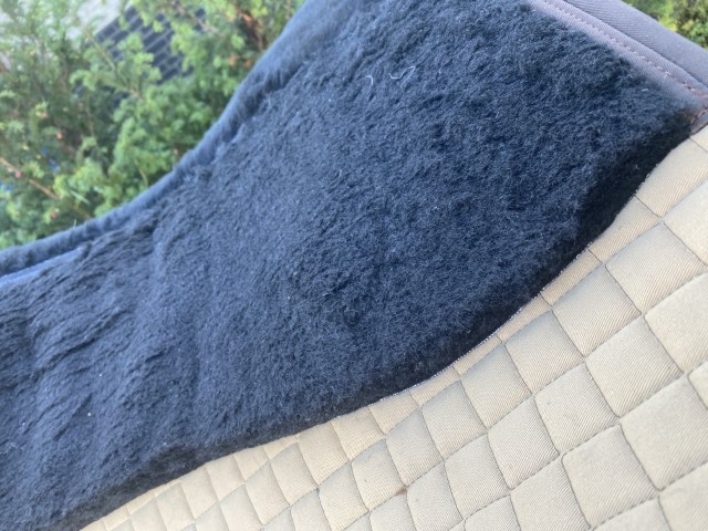 New moss green pad with felt inserts for large dressage saddle