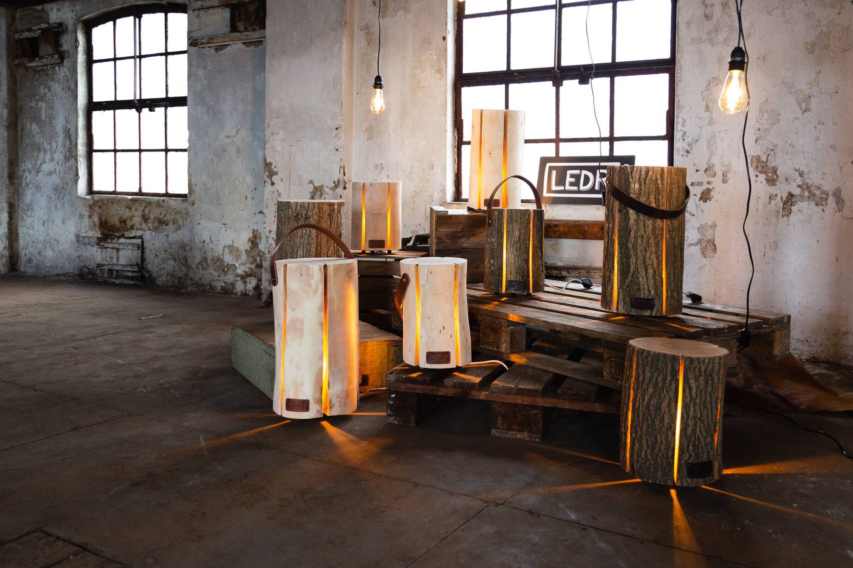 NEW: THE WOOD LIGHT