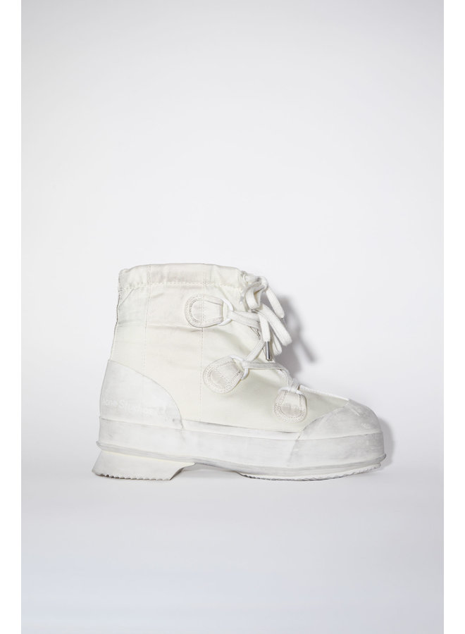 Acne sales studio boots