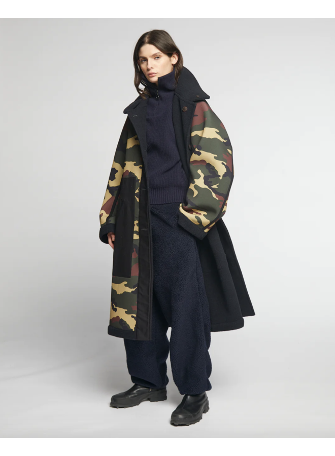 G.O.D ARMY TRENCH NAVY/CAMO