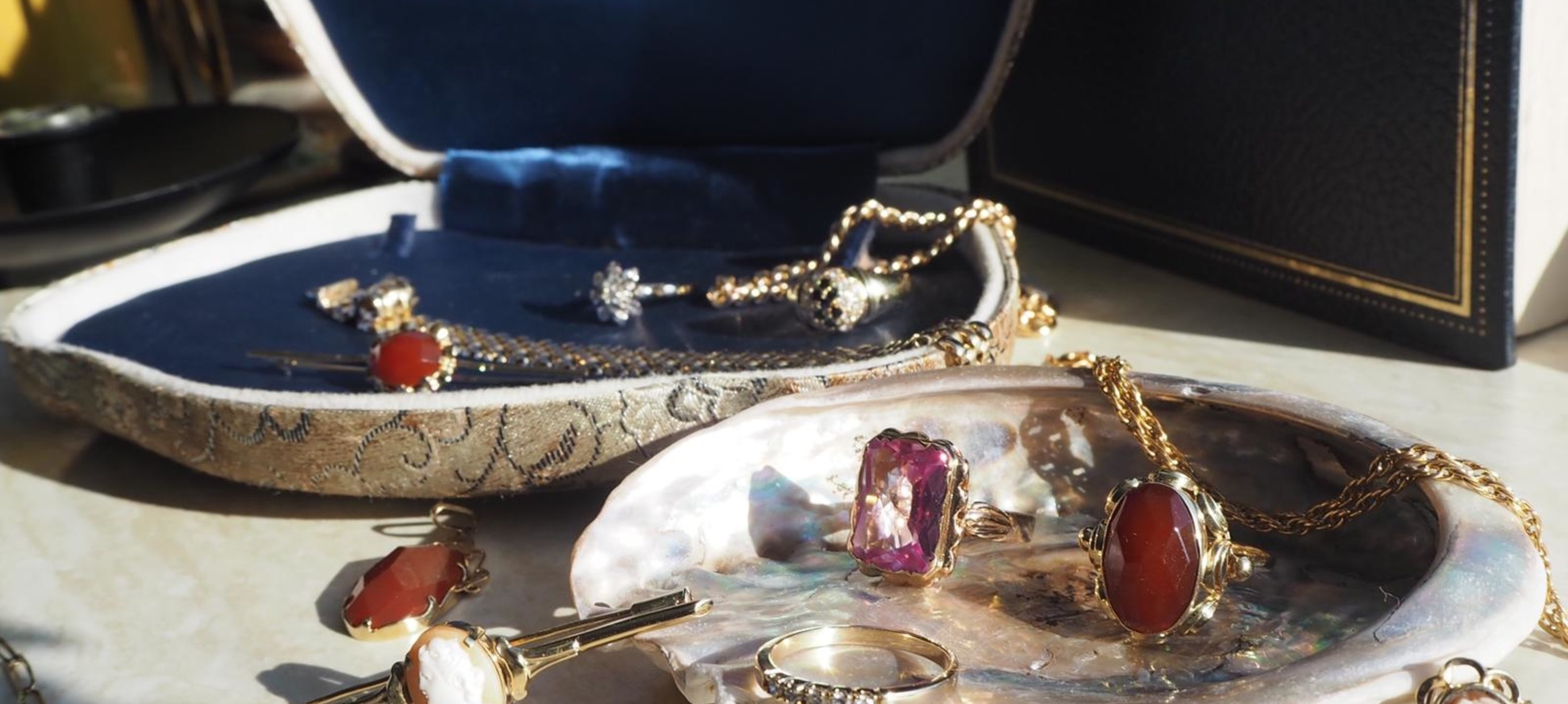 Vintage Jewellery