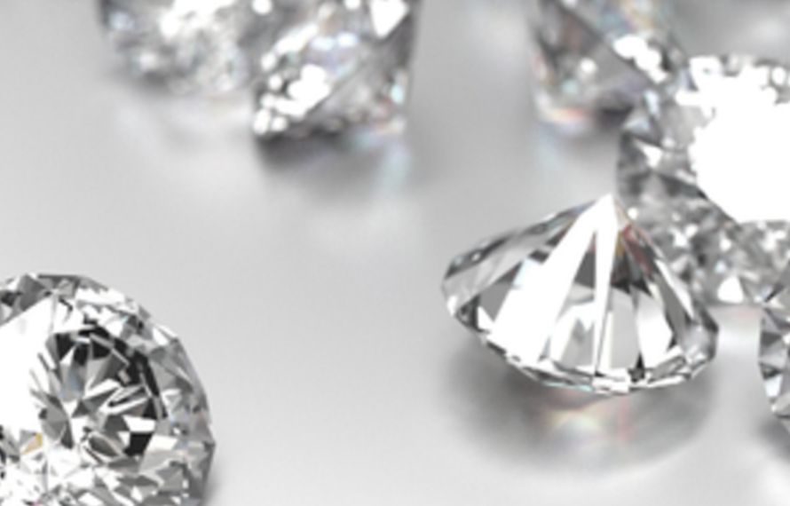 What makes a diamond sparkle?