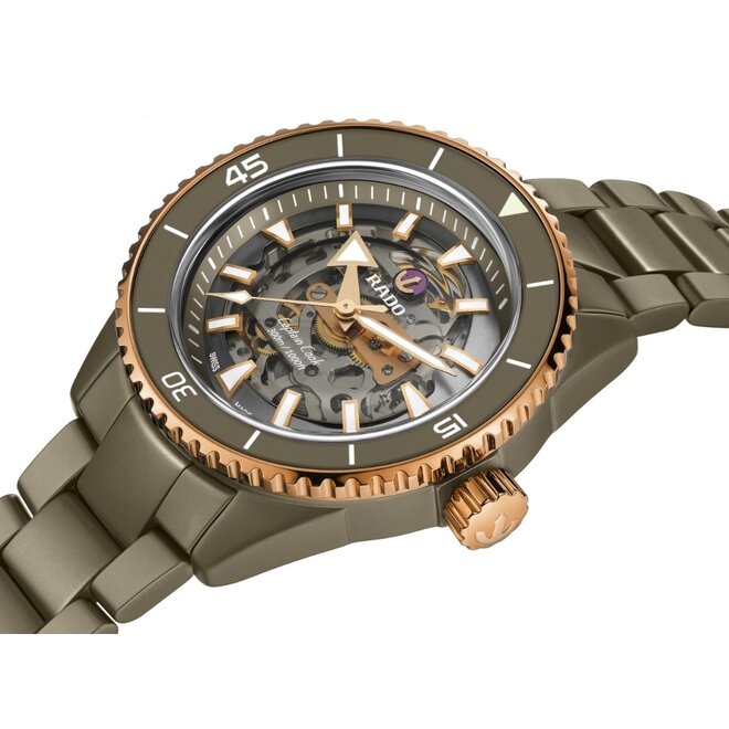 Rado Captain Cook High-Tech Ceramic Skeleton R32150162