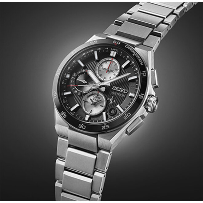 Seiko Astron SSH151J1