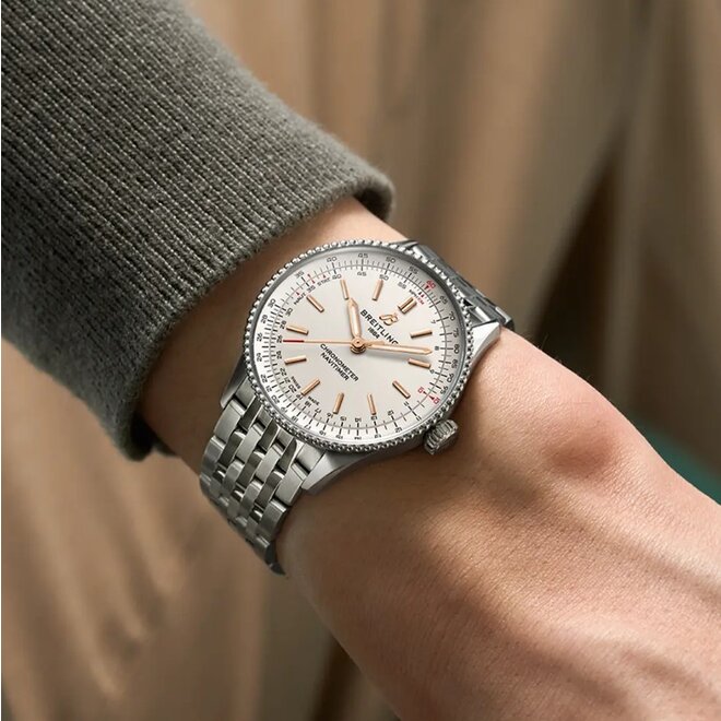 Breitling Navitimer Automatic 36 A17327211G1A1