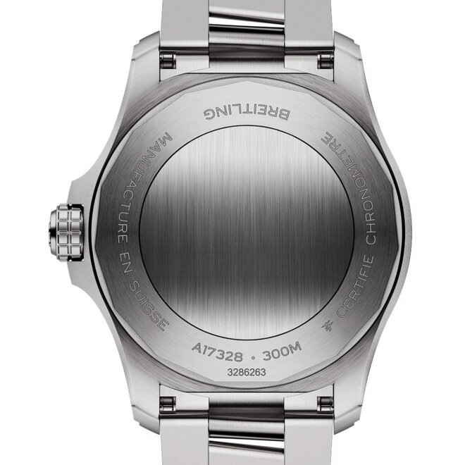 Breitling  Avenger Automatic 42 A17328101L1A1