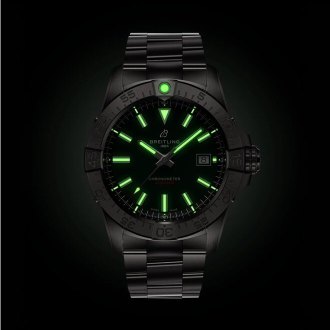 Breitling  Avenger Automatic 42 A17328101L1A1