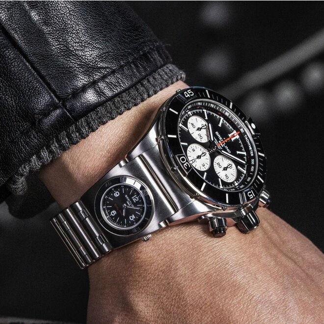 Breitling  Chronomat B01 44 AB0136251B1A2