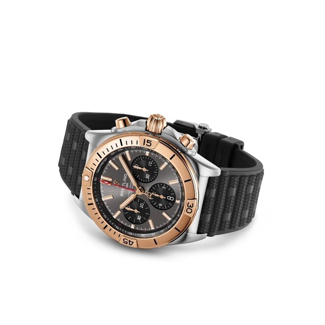 Breitling Chronomat B01 42 UB0134101B1S1