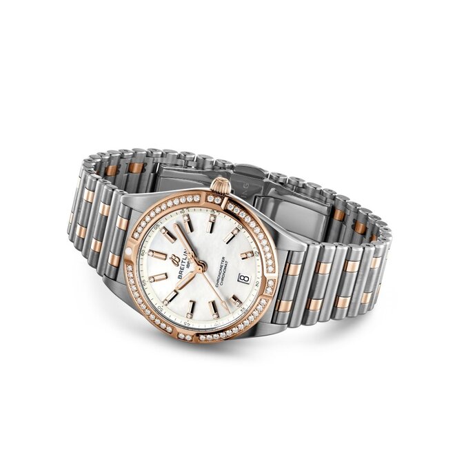 Breitling Chronomat 32 U77310591A2U1