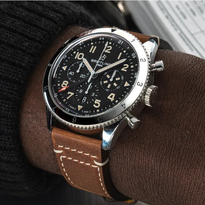 Breitling Super Avi B04 Chronograph GMT P-51 Mustang  AB04453A1B1X1