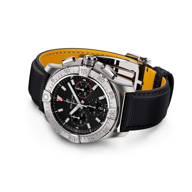 Breitling  Avenger B01 Chronograph 42 AB0146101B1X1