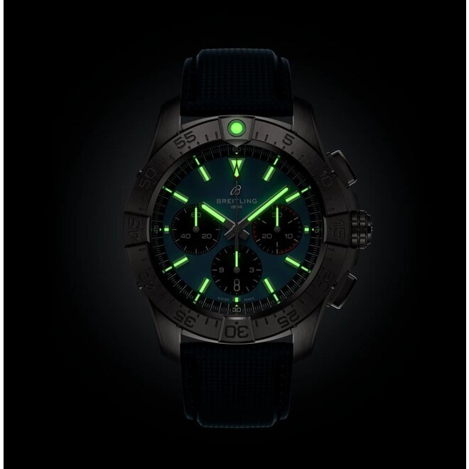 Breitling  Avenger B01 Chronograph 44 AB0147101C1X1
