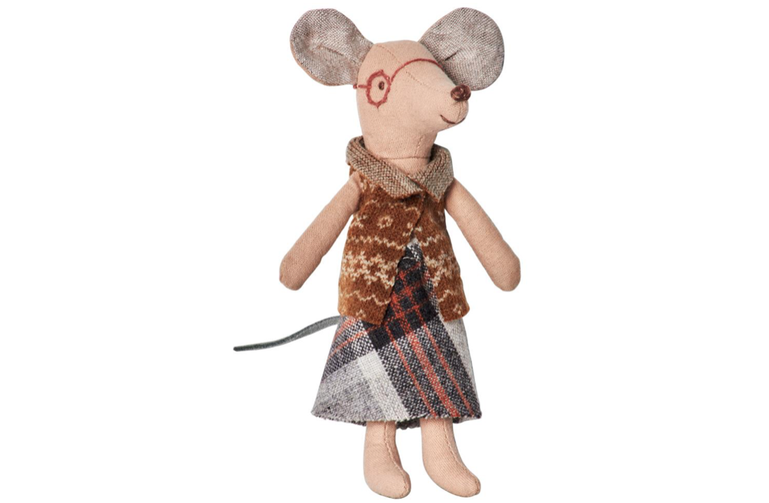 Grandma & Grandpa mice in Matchbox, Maileg