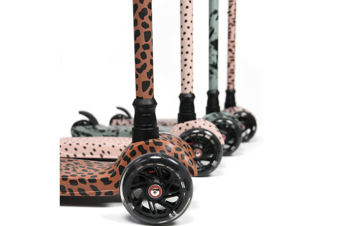 Step Pink dots, Van Pauline