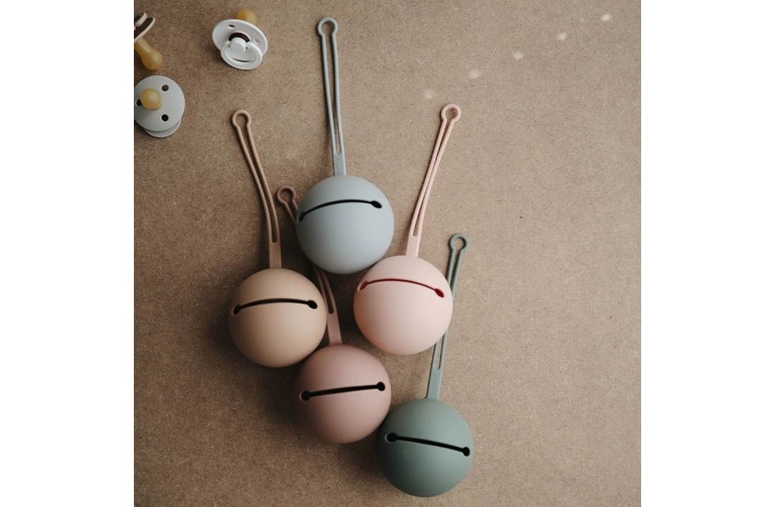 Mushie pacifier case Natural