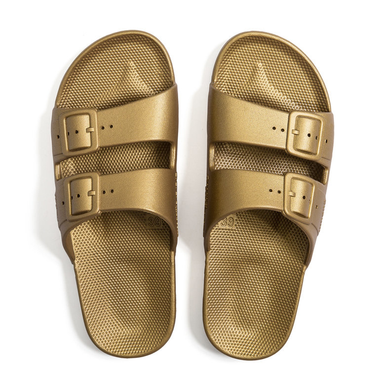 Goldie slippers, Freedom Moses