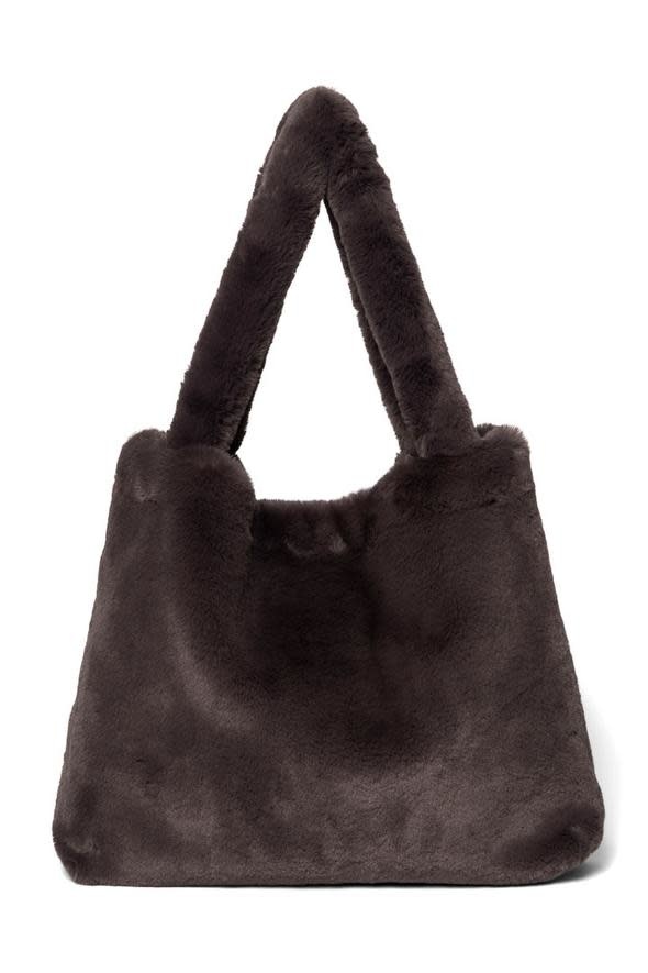 Plum Faux fur Mombag, Studio Noos