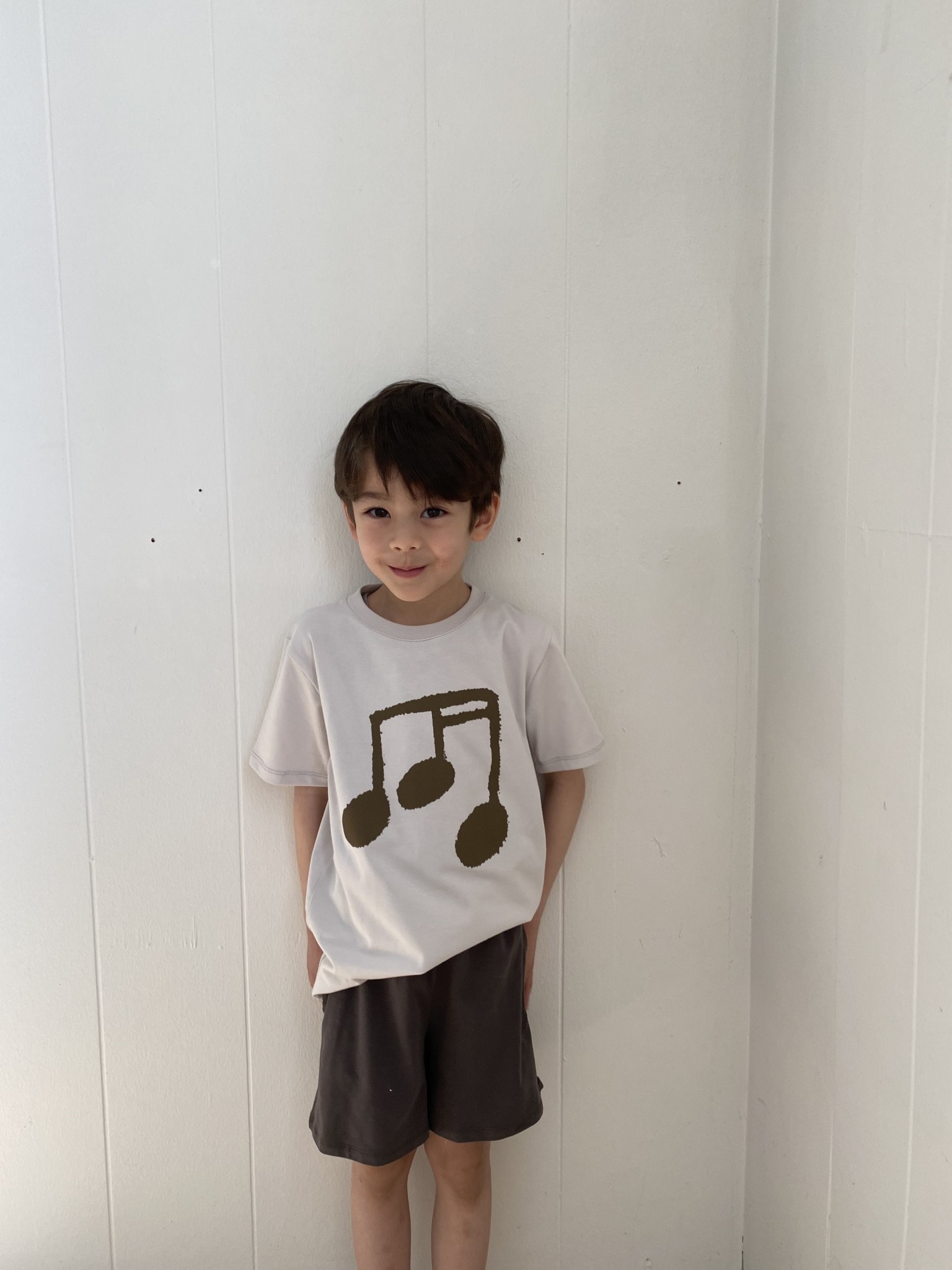 Leo Short dark, Gro Company