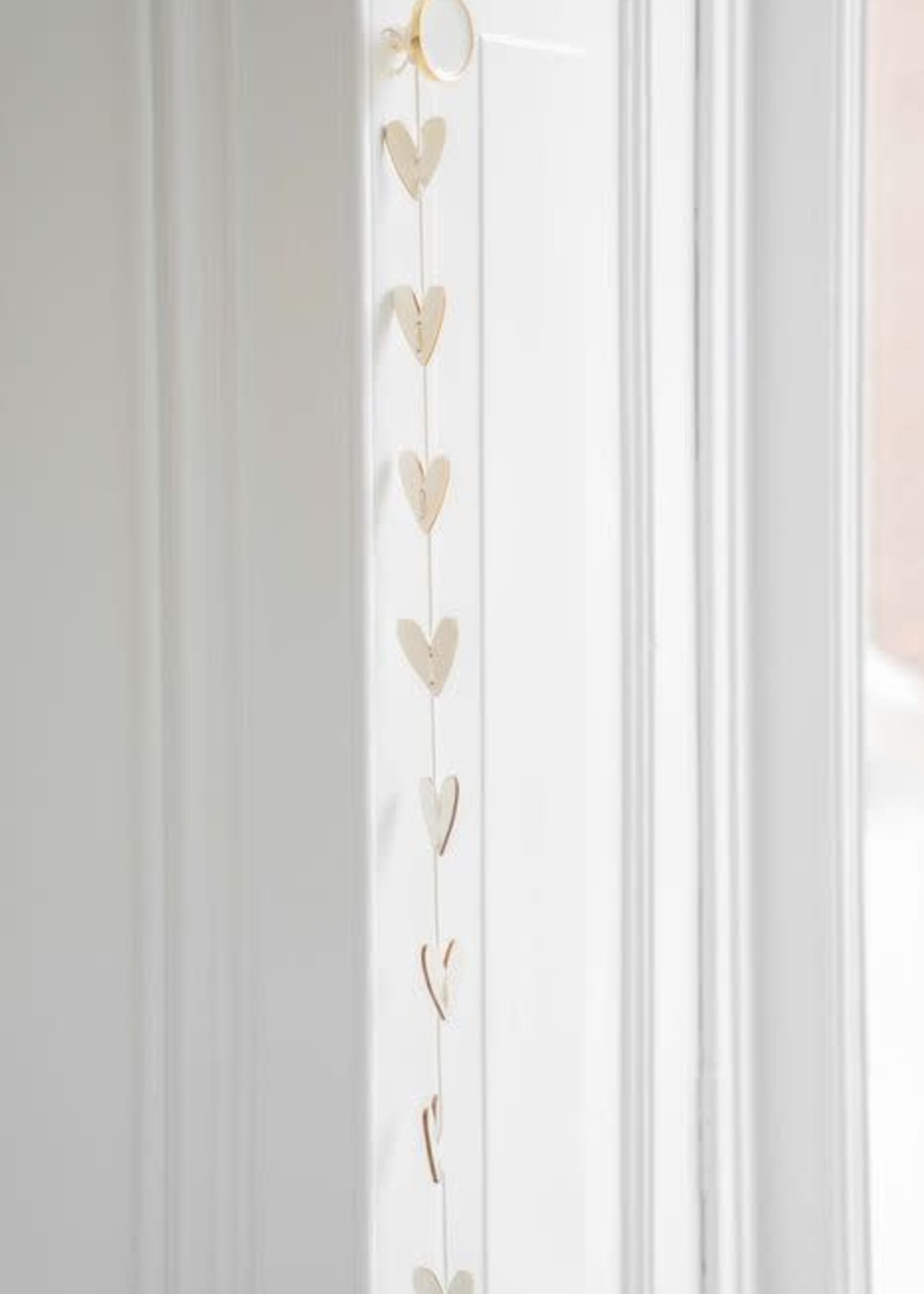 ZUSSS houten slinger hartjes, Zusss